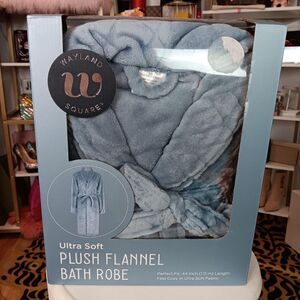 NEW WAYLAND SQUARE ULTRA SOFT PLUSH BATH ROBE 44" LONG STEEL BLUE ONE SIZE